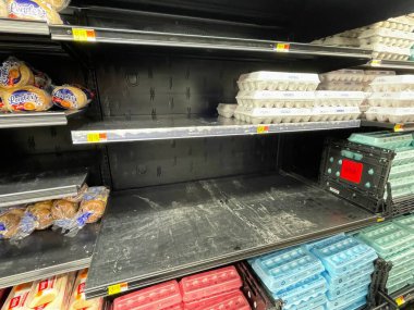 Martinez, Ga USA - 12. 23: Walmart perakende satış mağazası iç mekanı