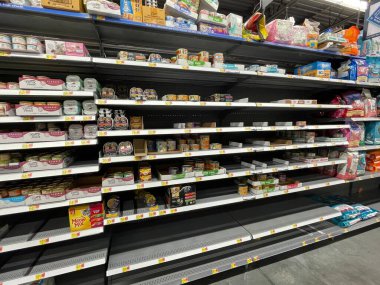 Martinez, Ga USA - 12. 23: Walmart perakende satış mağazası iç mekanı