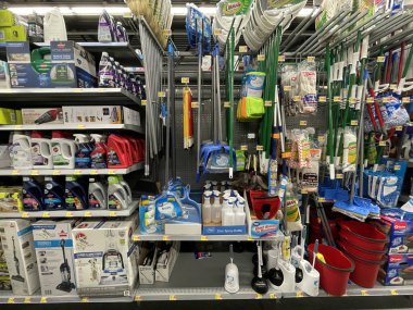 Martinez, Ga USA - 12. 23: Walmart perakende satış mağazası iç mekanı