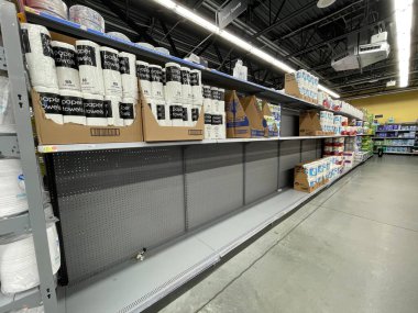 Martinez, Ga USA - 12. 23: Walmart perakende satış mağazası iç mekanı