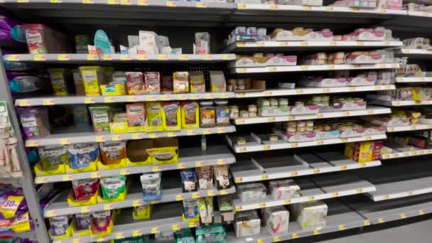 Martinez Usa Walmart Detailhandel Kruidenierswinkel Interieur Pan Van Opgeblazen Petfood — Stockvideo