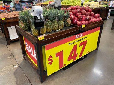 Martinez, Ga USA - 12: 23 Kroger perakende mağazası Kolombiya Yolu 'nda Noel arifesi