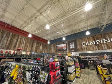 Augusta, Ga USA - 1203 21: Cabelas perakende mağazası Cabela Parkway
