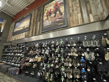 Augusta, Ga USA - 1203 21: Cabelas perakende mağazası Cabela Parkway