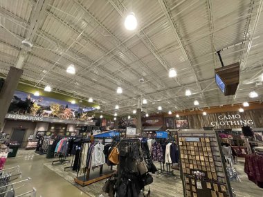 Augusta, Ga USA - 1203 21: Cabelas perakende mağazası Cabela Parkway