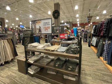Augusta, Ga USA - 1203 21: Cabelas perakende mağazası Cabela Parkway