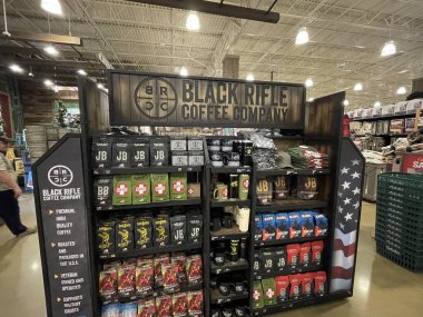 Augusta, Ga USA - 1203 21: Cabelas perakende mağazası Cabela Parkway