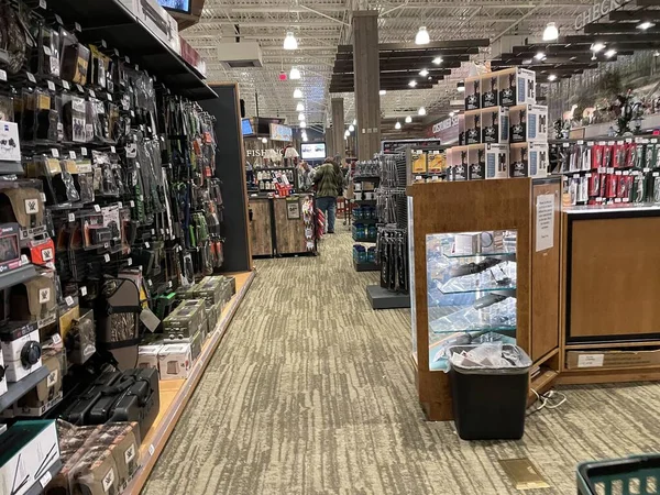 Augusta, Ga USA - 1203 21: Cabelas perakende mağazası Cabela Parkway