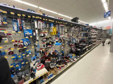 Augusta, Ga USA - 12. 24: Walmart perakende mağazası Noel arifesi