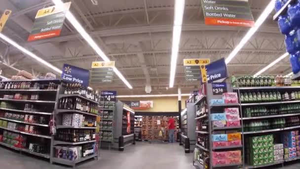 Augusta Usa Walmart Retail Grocery Store Interior Tobacco Road Pallets — Vídeo de Stock