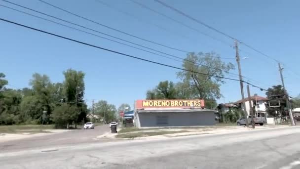 Augusta Usa Pov Fpv Lado Ventana Conducción Cacerola Dollar General — Vídeo de stock