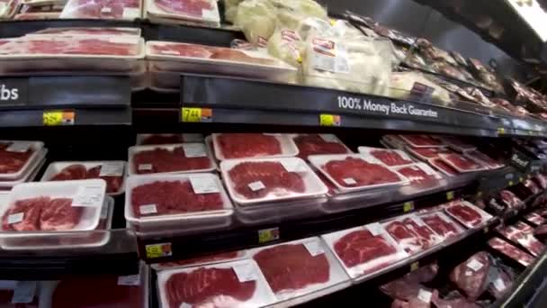 Augusta Usa Walmart Retail Interior Pan Red Meat Case Prices — Stockvideo