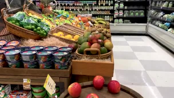 Wrens Usa Ingles Winkel Interieur Kantelen Van Appels Een Vintage — Stockvideo