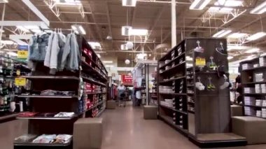 Grovetown, Ga USA - 07 17 17: 21: Kroger perakende satış mağazası tavası.