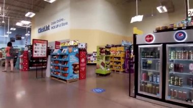 Grovetown, Ga USA - 07 17 17: Kroger perakende market tavası reklam tabelasına
