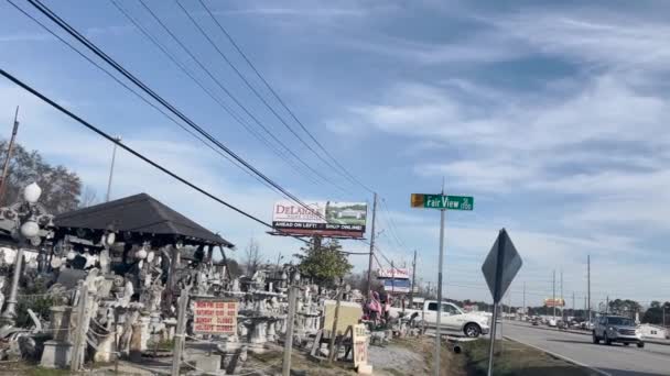 Augusta Usa Een Tuin Ornament Bedrijf Het Verkeer Gordon Snelweg — Stockvideo