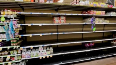 Grovetown, Ga USA - 01: 15 22: Kroger iç tedarik zinciri boş çocuk meyve suyu bölümü
