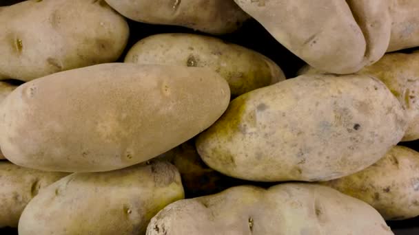 Pfanne Mit Backkartoffeln Lebensmittelladen — Stockvideo