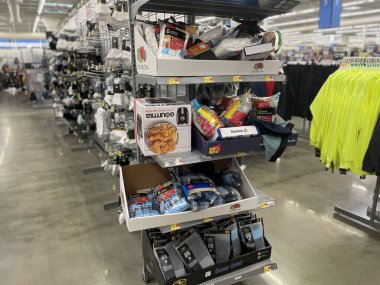 Augusta, Ga USA - 01 02: 22: Walmart Supercenter İçişleri Karmaşık Bitiş Ekranı