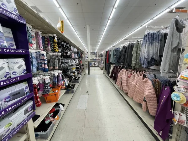 Augusta Usa Big Lots Retail Store Interior Hwy Winter Clothing — Stock Photo, Image