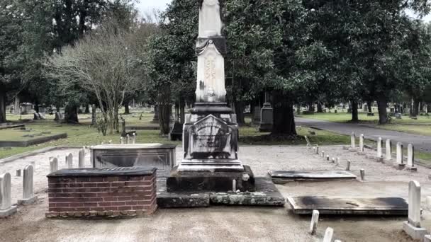 Augusta Usa Histórico 1800 Magnolia Cemitério Augusta Georgia Pan Inclinação — Vídeo de Stock