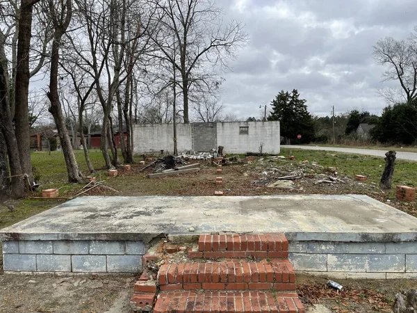 Burke County Usa Georgia Land Betonplatte Und Entferntes Gebäude — Stockfoto