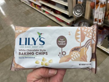 Augusta, Ga USA - 04: 15: 22: Lilys lokmalarının el ele tutuşması