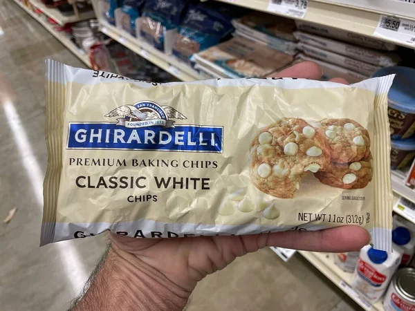 Augusta, Ga USA - 04: 15: 22: Ghirardelli klasik beyaz kızartma cipsleri