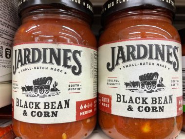 Grovetown, Ga USA - 02: 15 - 22: Perakende mağazası rafı Jardines Black Fasulye Salsa