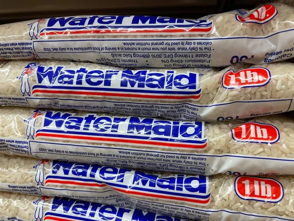 Grovetown, Ga USA - 12: 15, 22: 22: Perakende mağazasında pirinç Mahatma çantaları