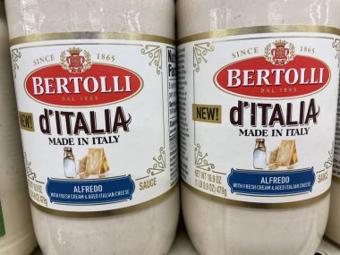 Grovetown, Ga USA - 04: 30 22: Perakende satış mağazası sosu Bertolli d italia