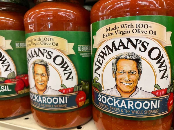 Grovetown, Ga USA - 04: 30 22: Perakende satış mağazası spagetti Sosu Newman 'ın Çorabı