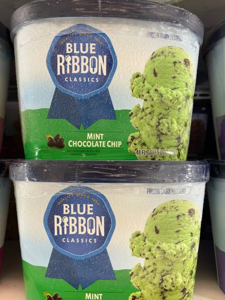 Grovetown, Ga USA - 03 05: 22: Perakende dondurma bölümü Blue Ribbon Mint