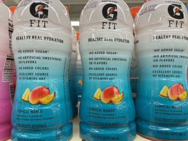 Grovetown, Ga USA - 03: 20 22: Perakende mağazası rafları G2 Fit spor içeceği mangosu