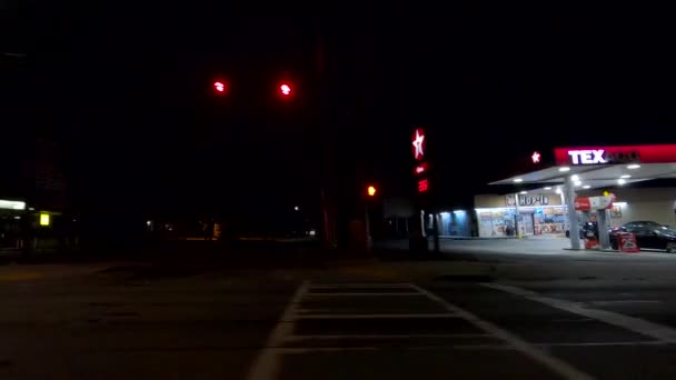 Atlanta Usa Downtown Atlanta Night Texaco Retail Gas Station Gas — Vídeo de stock