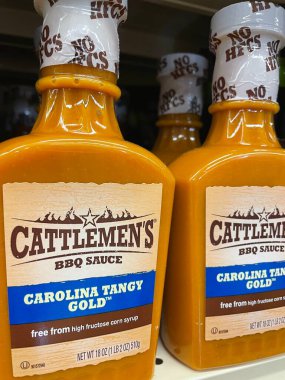 Grovetown, Ga USA - 05 10 22: Cattleman 'ın barbekü sosu perakende satış mağazası