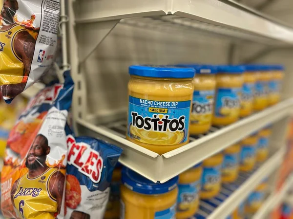 Grovetown Usa Retail Store Tostitos Chip Dip Display — Stok fotoğraf