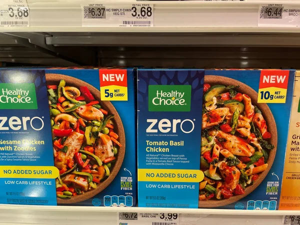 Grovetown, Ga USA - 05 10 22: Perakende mağazası Sağlıklı Seçim Donmuş Yemek Sıfır