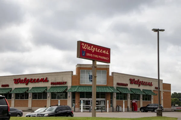Augusta Usa Walgreens Retail Store Street Sign Building — Foto de Stock