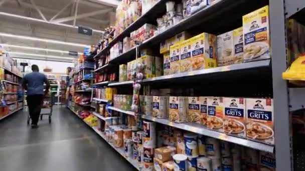Grovetown Usa Sklep Detaliczny Walmart Powrotem Patelnia Alejce Śniadaniowej — Wideo stockowe