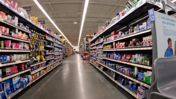 Grovetown Usa Walmart Retail Store People Shopping Distant View Middle — Vídeos de Stock