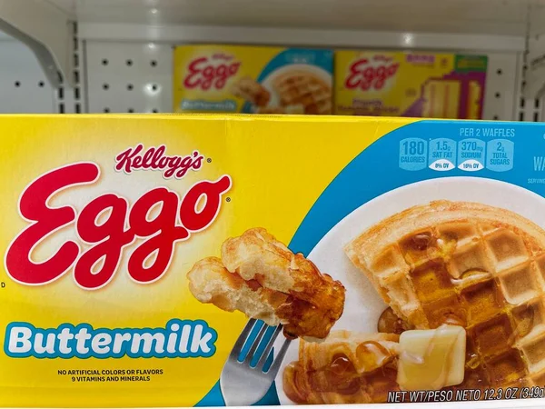 Grovetown, Ga USA 05 21 22: Eggo Waffles tereyağı dükkanı