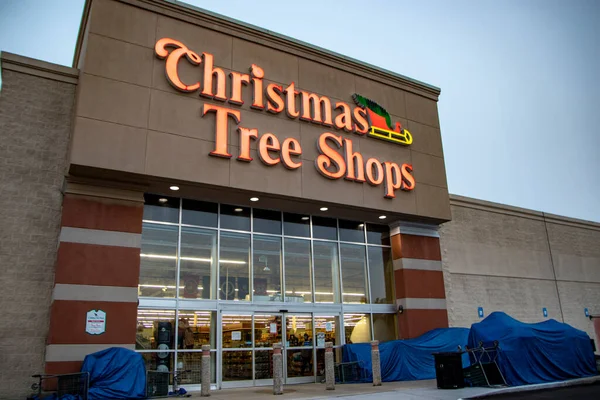 Augusta Usa Christmas Tree Shops Retail Store Exterior Entrance — Stock Photo, Image