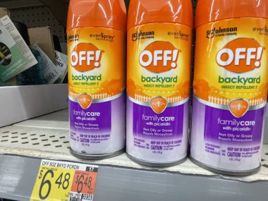 Waynesboro, Ga USA 05 26 22, Walmart perakende satış mağazası.