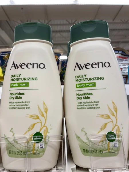 Grovetown Usa Tienda Por Menor Jabón Baño Body Wash Aveeno — Foto de Stock