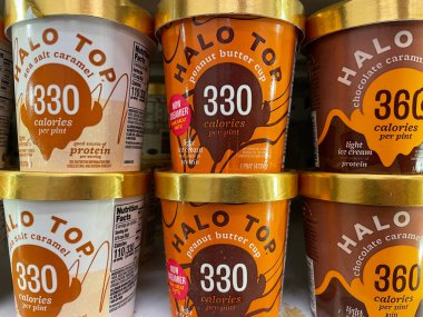 Grovetown, Ga USA - 05: 28 28 22: Dondurmacı Halo Top 330 ön görünüm