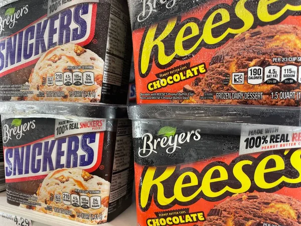 Grovetown Usa Tienda Minorista Ice Cream Breyers Reeses Snickers — Foto de Stock