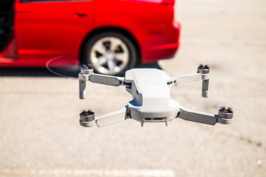 Snellville, Ga USA - 03: 25 20: DJI Mavic Mini insansız hava aracı