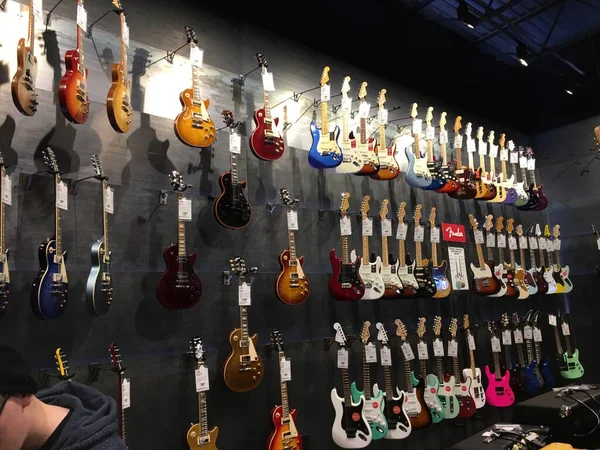 Augusta Usa Guitar Center Retail Store Augusta Wall Guitars 2020 — Stock Photo, Image