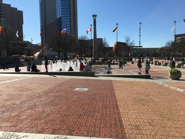 Атланта Штат Джорджия Сша Downtown Atlanta Centennial Water Show Onlookers — стоковое фото